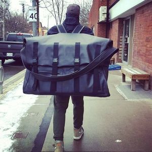 Meet your Posher, Elliott